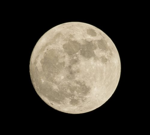 full-moon-g82ef0943a_1920